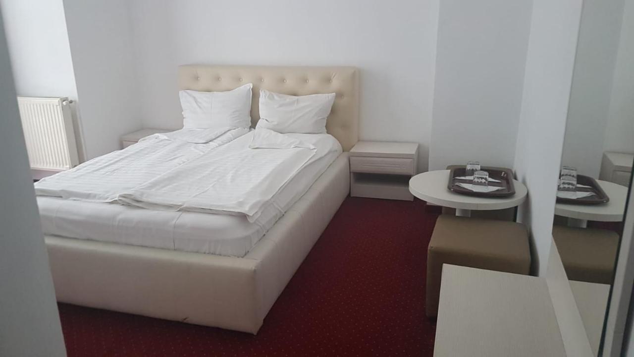 Casa Vinga - Restaurant&jacuzzi Guest house