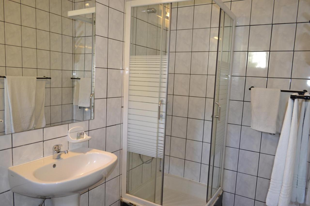 Casa Vinga - Restaurant&jacuzzi Guest house 3*